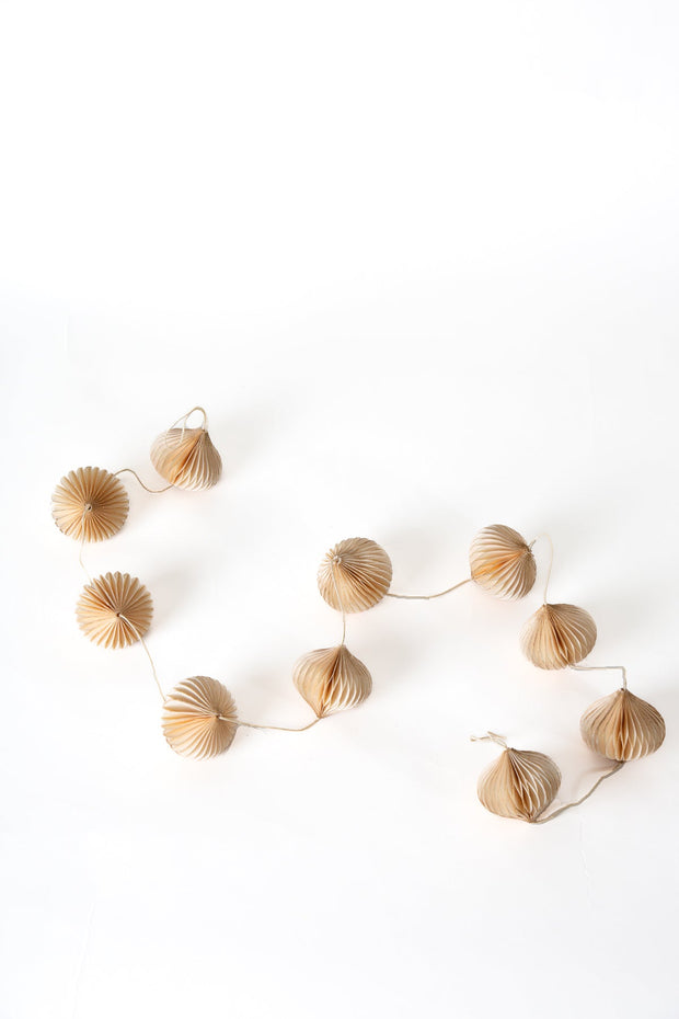 Decorative Onion Shape Garland - Ivory